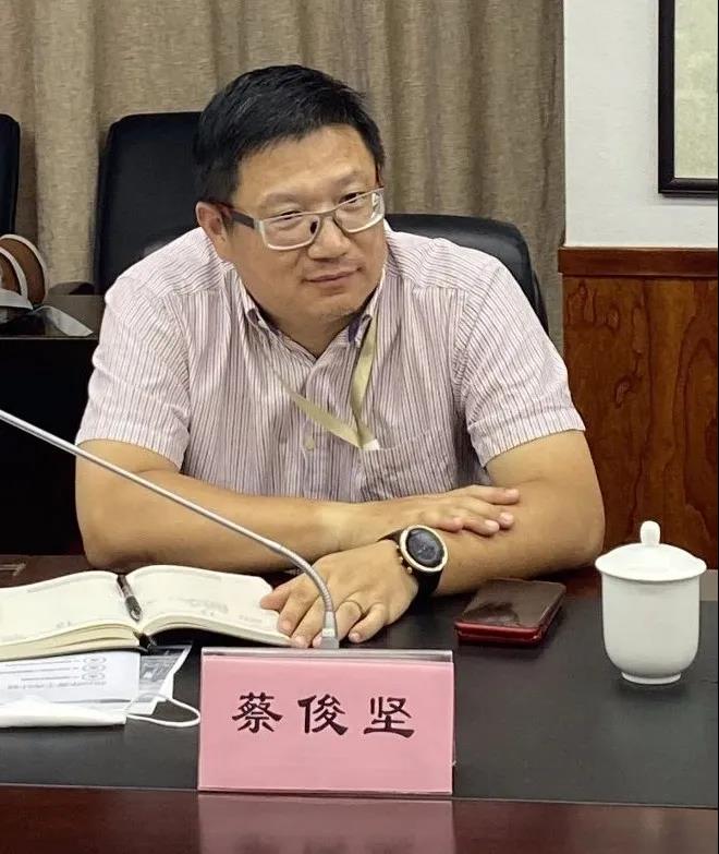 上海市住建委标定处、市市场管理总站一行调研协会